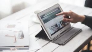 Literasi Digital Artinya Apa? Ini Manfaat dan Tantangan Terbesarnya